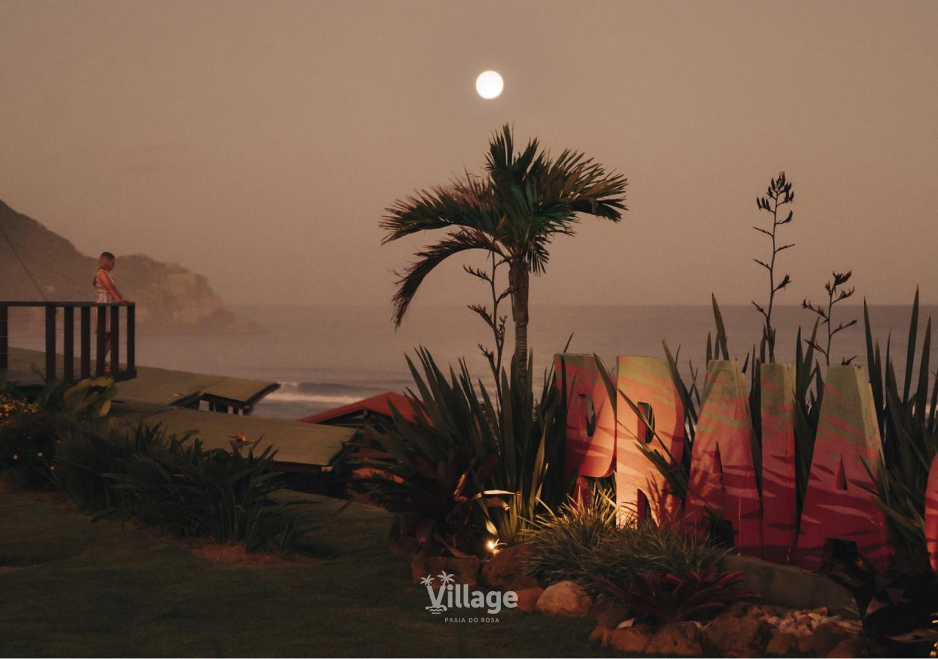 Village Praia Do Rosa Exterior photo